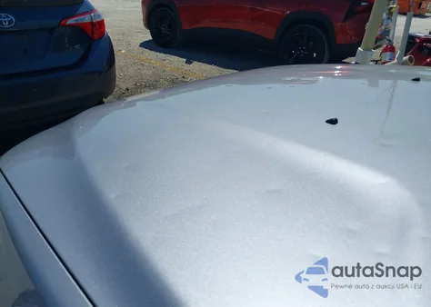 2020 Jeep Cherokee Altitude Fwd z USA, uszkodzony, nr VIN 1C4PJLLB3LD645457